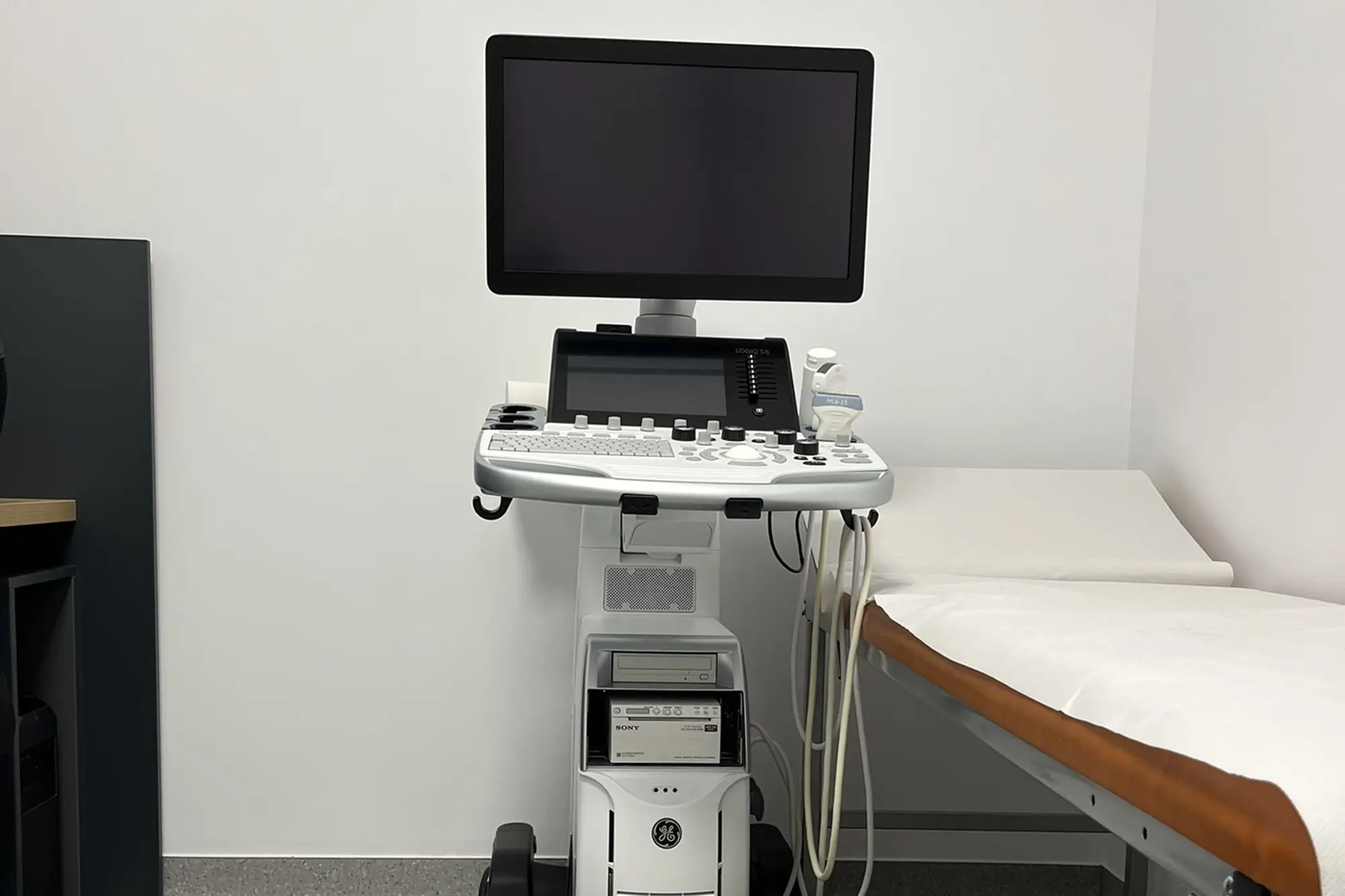 echipament diagnostic ecograf logiq s8 3